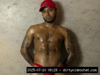 Uncut, Flexing, Nipple play, Dirty talk, Sph, Joi, Snapshot, Footsex, Zoom,..., Fitness 4