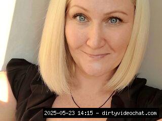 Natural, Tatoo, Leather, Shaved, Snapshot, Footsex, Striptease, Smoke cigar..., Blueeyes 4