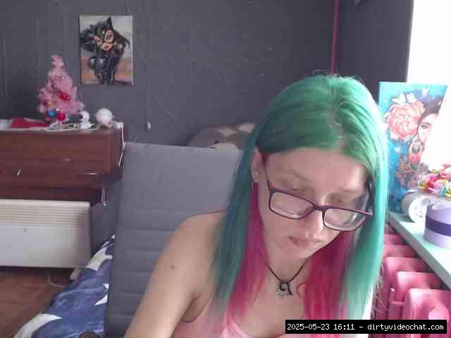 Shaved white, Shaved mature, Group chat for 40 tokens, Full privates for 90..., Redhead Mature 0