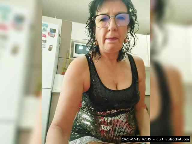 Shaved white, Shaved grannies, Group chat for 40 tokens, Full privates for ..., granny 1