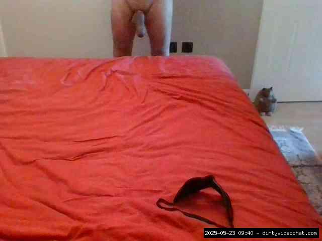 Group chat for 40 tokens, Privates for 60 89 tokens, American, White granny..., couple 15
