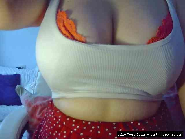 Shaved white, Shaved babes, Group chat for 10 19 tokens, Full privates for ..., Cum Swallowing 18