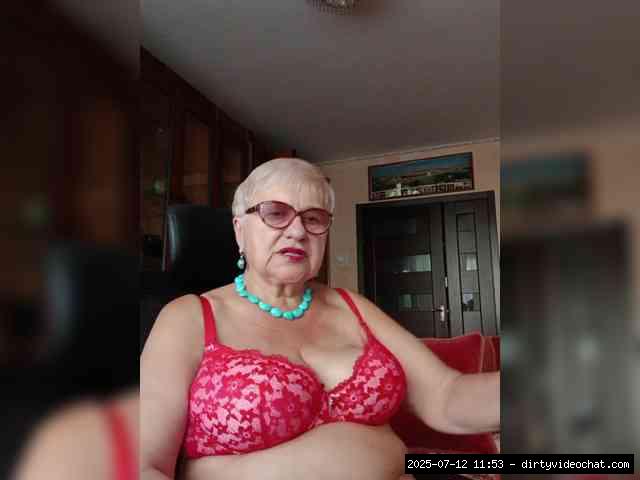 Group chat for 20 39 tokens, Full privates for 30 59 tokens, Privates for 3..., hairy grannies 3
