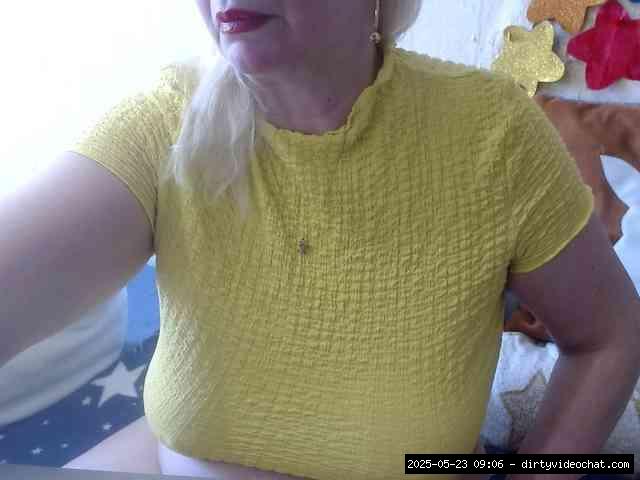 Group chat for 40 tokens, Full privates for 60 89 tokens, Privates for 30 5..., pool 5
