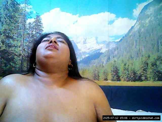 Group chat for 20 39 tokens, Full privates for 90 tokens, Privates for 60 8..., Housewifes Indian 16