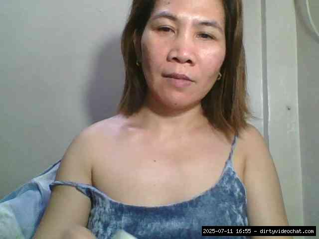 Group chat for 20 39 tokens, Full privates for 90 tokens, Privates for 60 8..., group tokens 1