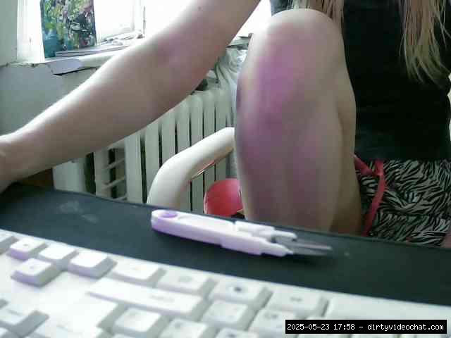 Group chat for 40 tokens, Full privates for 90 tokens, Privates for 60 89 t..., Licking 2