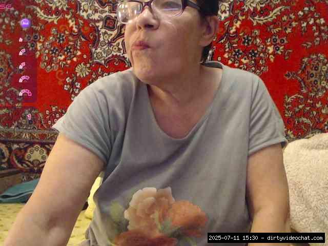 Group chat for 20 39 tokens, Full privates for 60 89 tokens, Privates for 3..., Latin Grannies 4