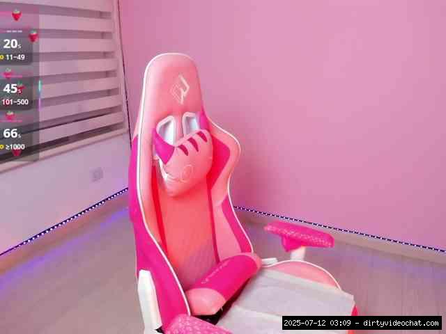 Group chat for 40 tokens, Full privates for 90 tokens, Privates for 60 89 t..., bigbush 9
