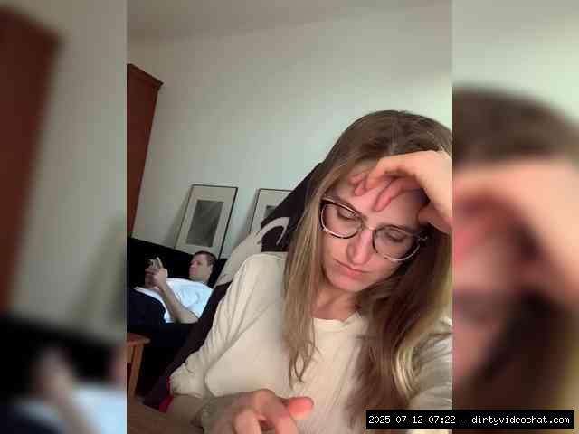 Shaved white, Shaved babes, Group chat for 40 tokens, Full privates for 90 ..., mobile live 3