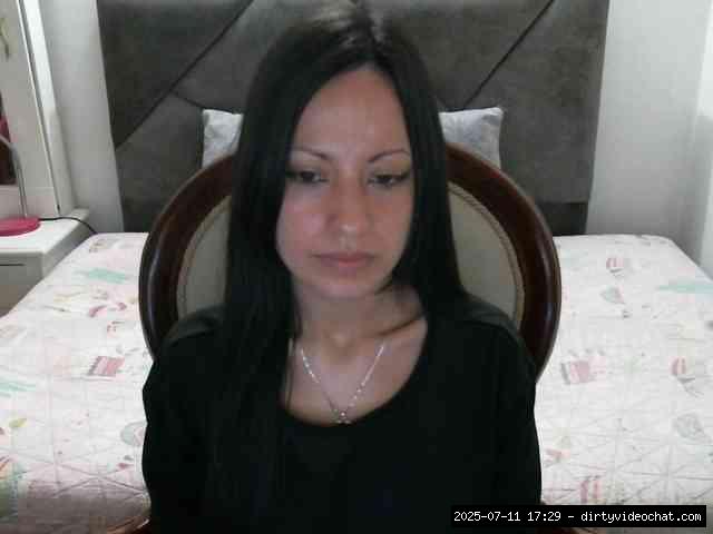 Shaved latina, Shaved babes, Group chat for 40 tokens, Full privates for 60..., Group Chat For 40 Tokens 0