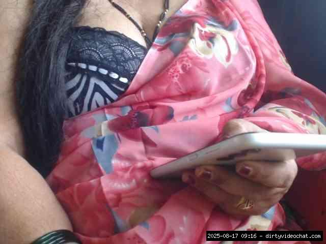 Dirty talk, Group chat for 20 39 tokens, Full privates for 90 tokens, Priva..., Anal Fingering 4