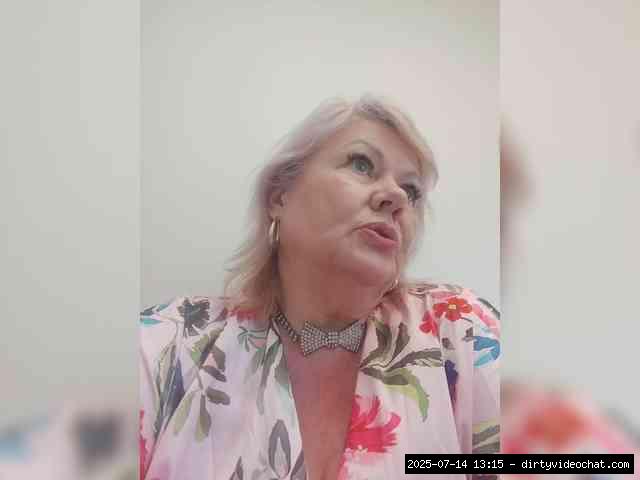 Shaved white, Shaved mature, Group chat for 40 tokens, Full privates for 60..., best mature 5