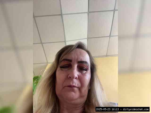 Shaved white, Shaved grannies, Group chat for 20 39 tokens, Full privates f..., anal grannies 15