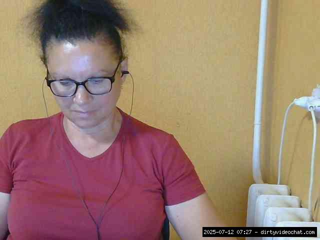 Group chat for 40 tokens, Full privates for 90 tokens, Privates for 60 89 t..., domination 1