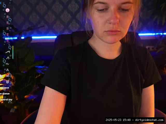 Group chat for 20 39 tokens, Full privates for 90 tokens, Privates for 60 8..., fisting white 15