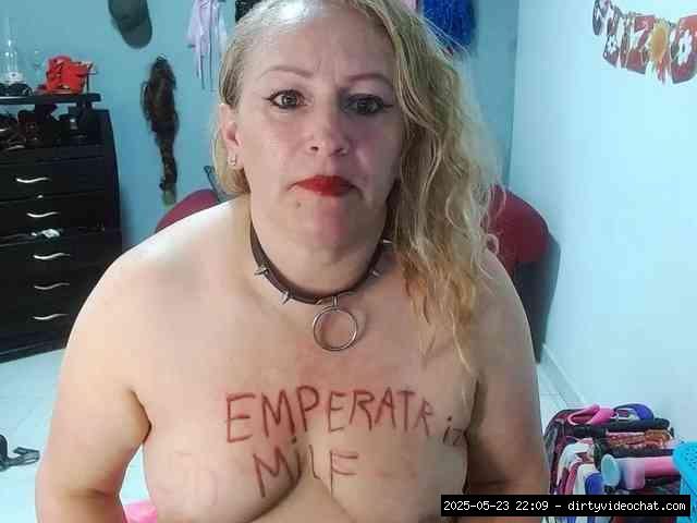 Shaved white, Shaved mature, Group chat for 20 39 tokens, Full privates for..., Tinydick 12