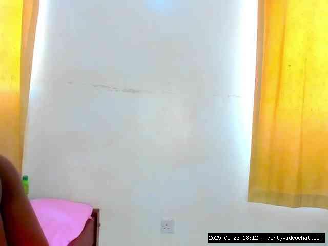 Group chat for 20 39 tokens, Full privates for 90 tokens, Privates for 60 8..., Handjob Teens 10