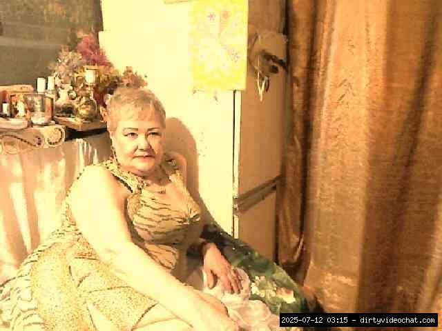 Group chat for 40 tokens, Full privates for 90 tokens, Privates for 60 89 t..., fingering grannies 9