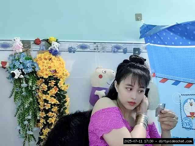 Group chat for 20 39 tokens, Full privates for 30 59 tokens, Privates for 3..., group tokens 11
