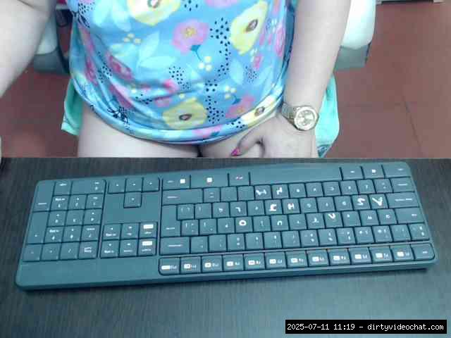 Group chat for 20 39 tokens, Full privates for 90 tokens, Privates for 30 5..., twerk grannies 9