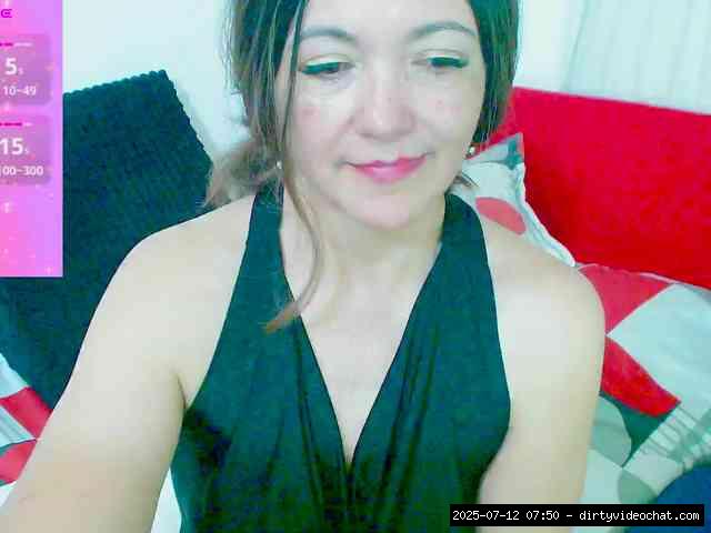 Group chat for 40 tokens, Full privates for 30 59 tokens, Privates for 60 8..., smoking grannies 13
