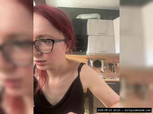 Shaved white, Shaved babes, Group chat for 40 tokens, Full privates for 90 ..., Housewifes Babes 14