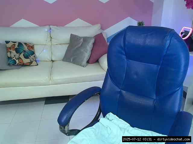 Group chat for 20 39 tokens, Full privates for 60 89 tokens, Privates for 3..., curvy teens 5