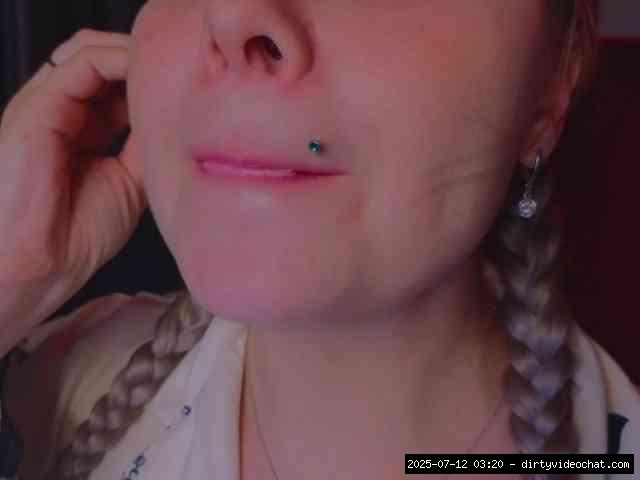 Group chat for 20 39 tokens, Full privates for 90 tokens, Privates for 60 8..., trimmed 7