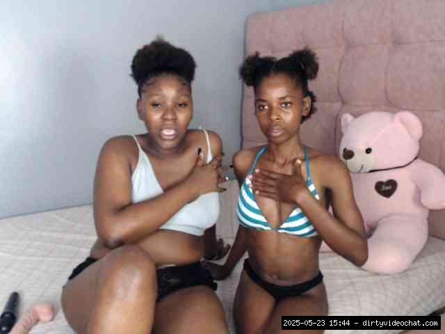 Group chat for 20 39 tokens, Full privates for 30 59 tokens, Privates for 3..., naturale 13