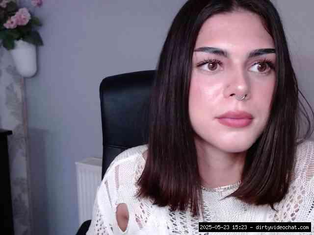 Shaved white, Shaved babes, Group chat for 20 39 tokens, Full privates for ..., Caucasian 10