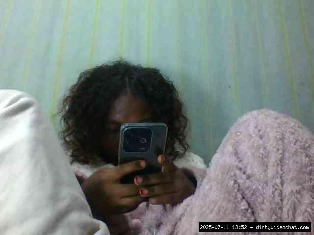 Shaved teens, Shaved ebony, Group chat for 20 39 tokens, Full privates for ..., French 2