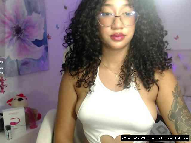 Group chat for 20 39 tokens, Full privates for 90 tokens, Privates for 60 8..., Fisting Ebony 16