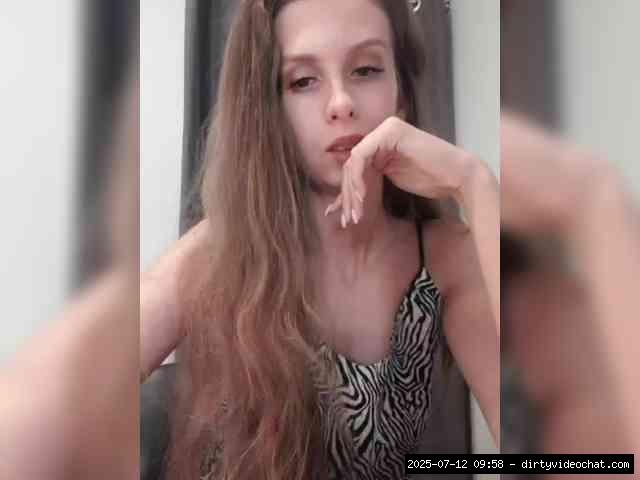 Shaved white, Shaved babes, Group chat for 20 39 tokens, Full privates for ..., cum inside 11