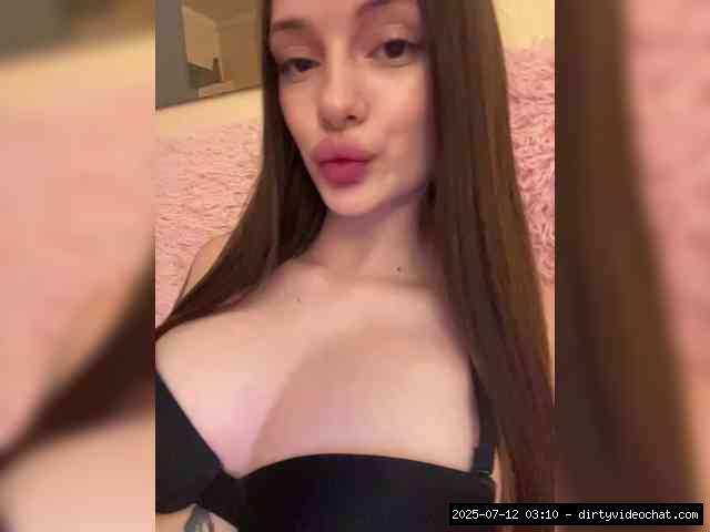 Dirty talk, Group chat for 20 39 tokens, Full privates for 90 tokens, Priva..., New White 0