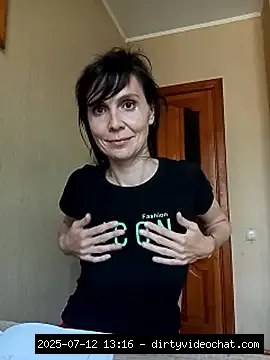 Girls, White milfs, White, Upskirt, Twerk white, Twerk milfs, Twerk, Toples..., france 5