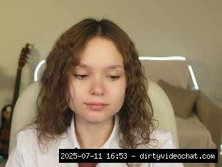 Small tits, Hd, Brown hair, Smoking, Normal, No drinking, Hazel eyes, Dildo..., belly 17